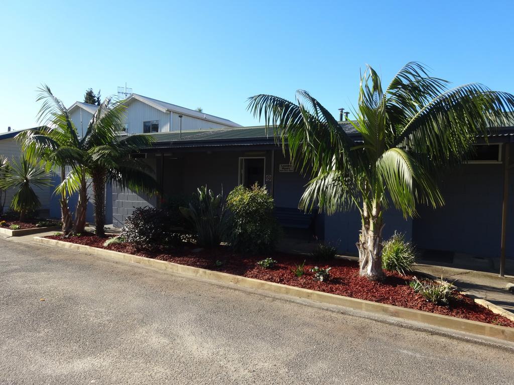Caseys Beach Holiday Park Sunshine Bay エクステリア 写真